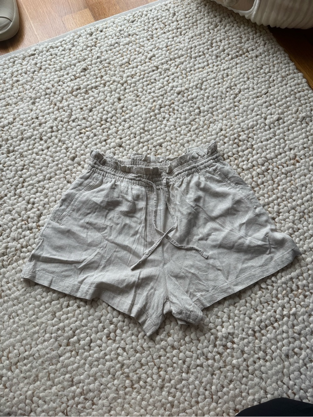 H&M Linen Blend Shorts - Large